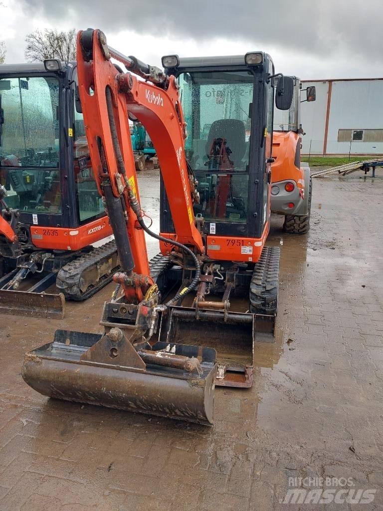 Kubota KX 019-4 Mini kotrók < 7t