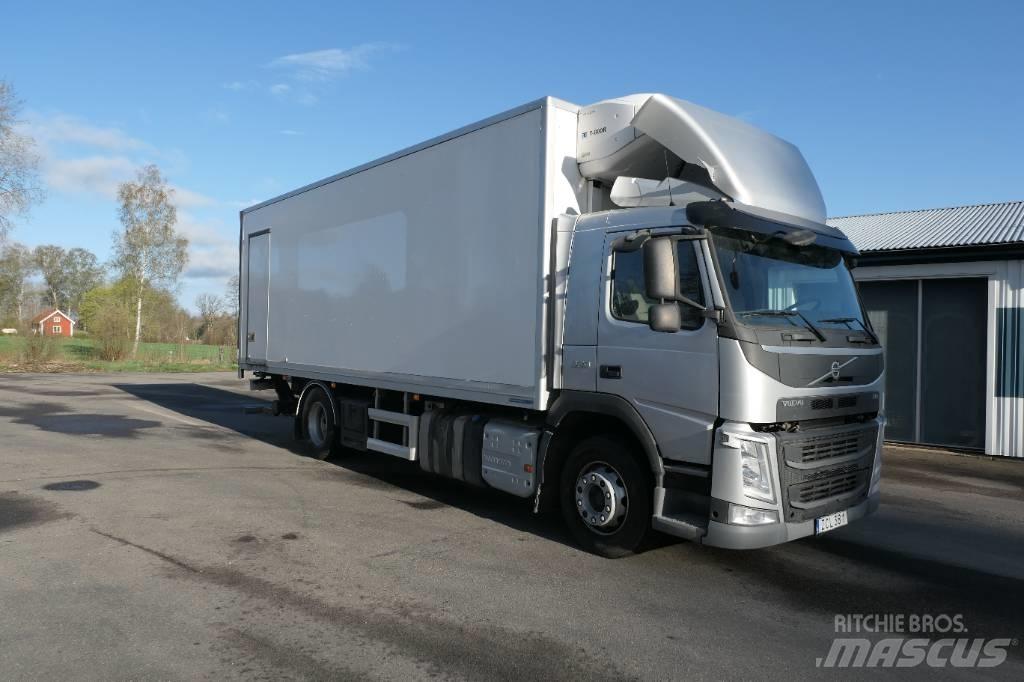 Volvo FM330 4x2 Hűtős