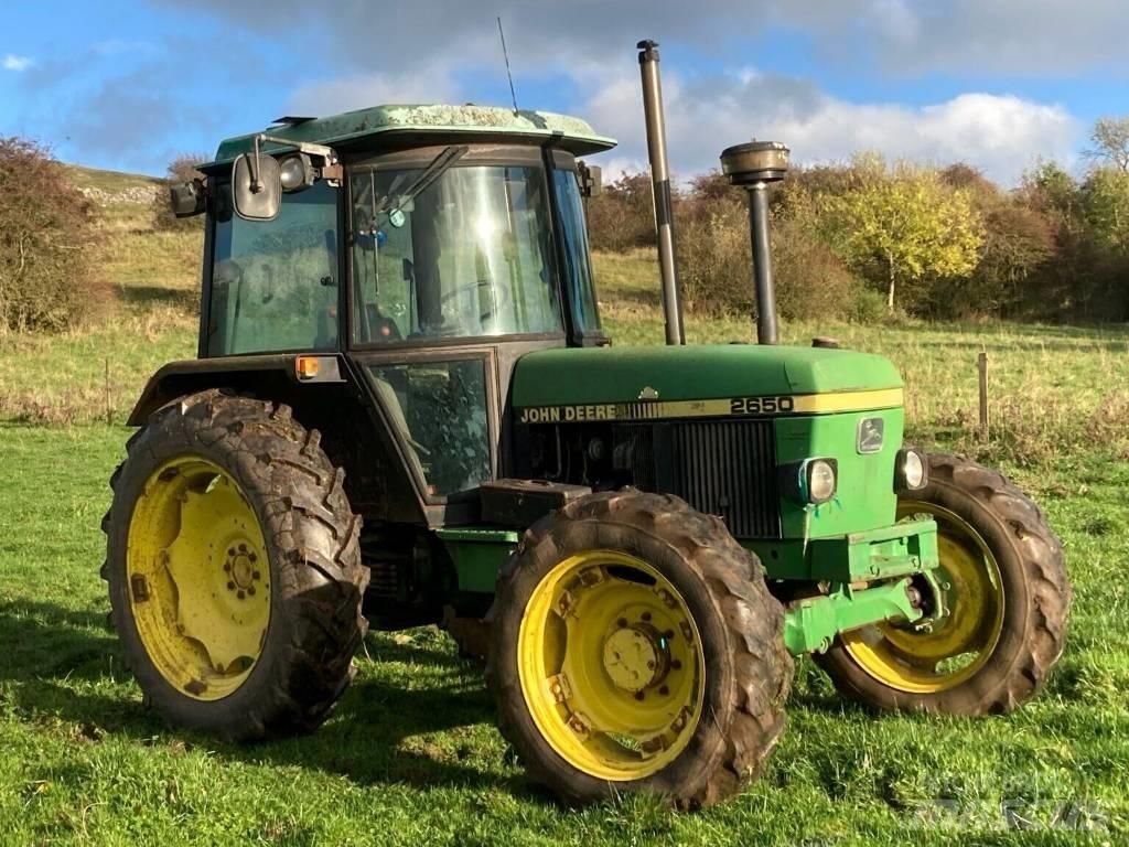 John Deere 2650 Traktorok