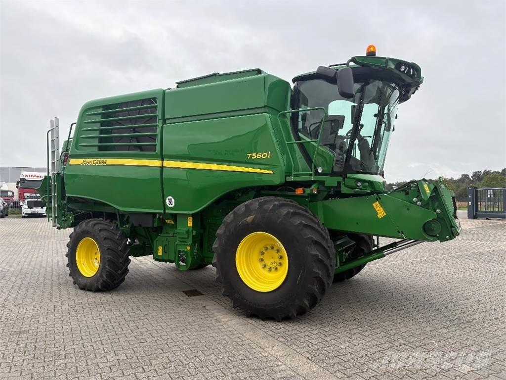 John Deere T560I Kombájnok