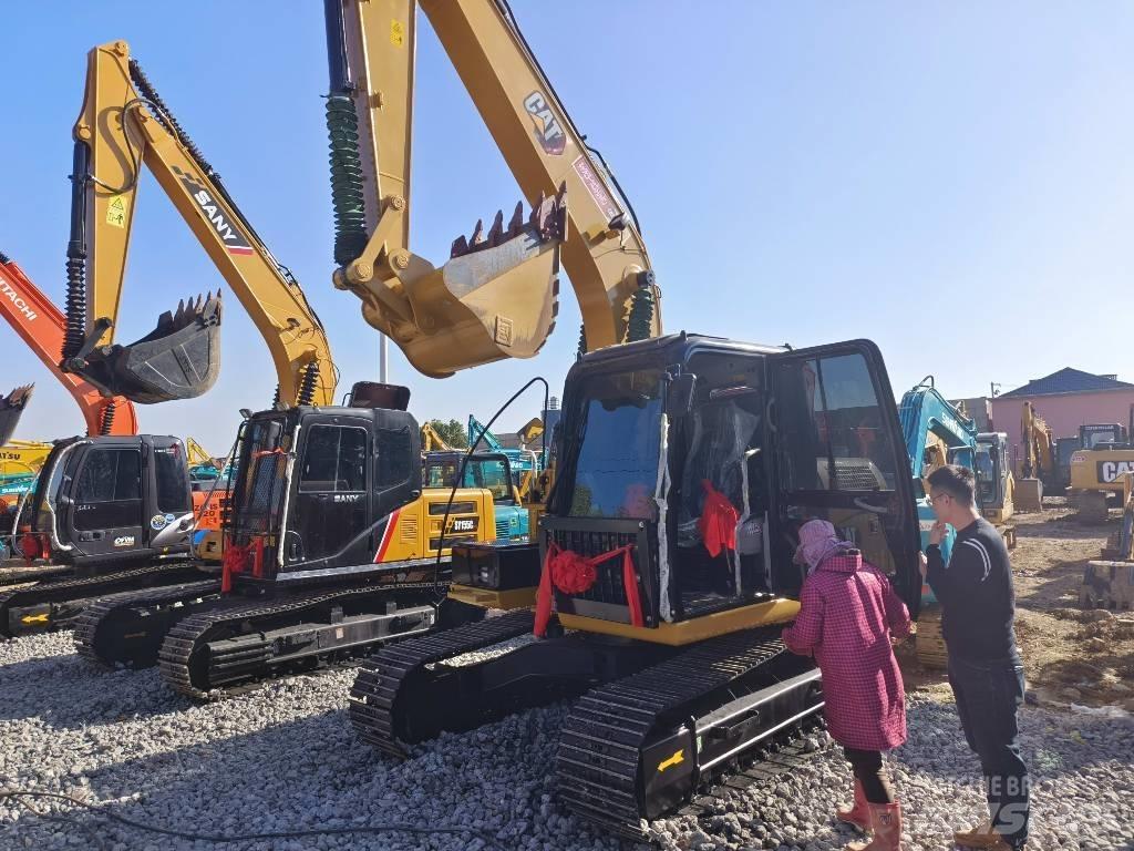 CAT 312D2 Lánctalpas kotrók