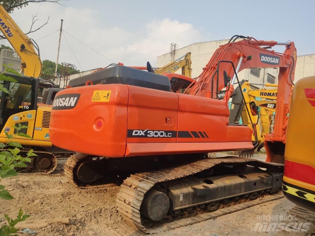 Doosan dx300 Lánctalpas kotrók
