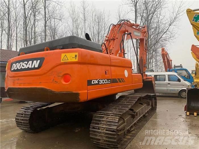 Doosan dx300 Lánctalpas kotrók