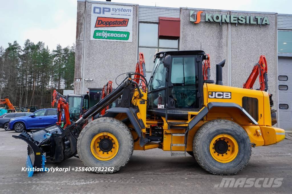 JCB 437HT Gumikerekes homlokrakodók