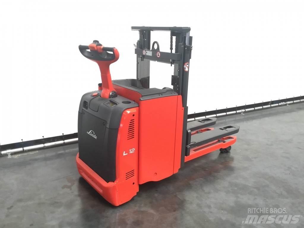 Linde L 12 L Gyalogkíséretű targonca