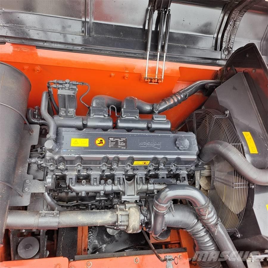Doosan DX 340 LC Lánctalpas kotrók