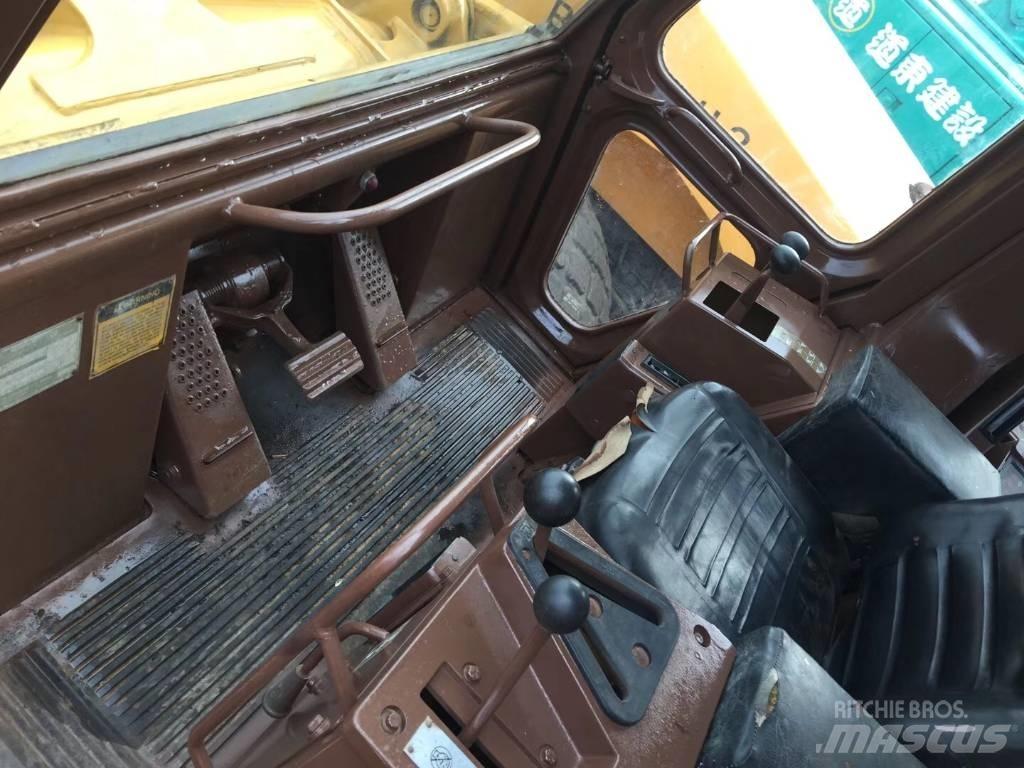 CAT 963 Lánctalpas homlokrakodók