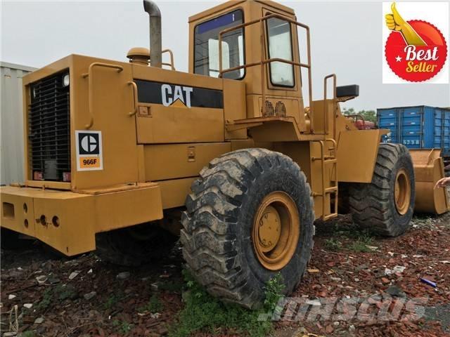CAT 966 F Gumikerekes homlokrakodók