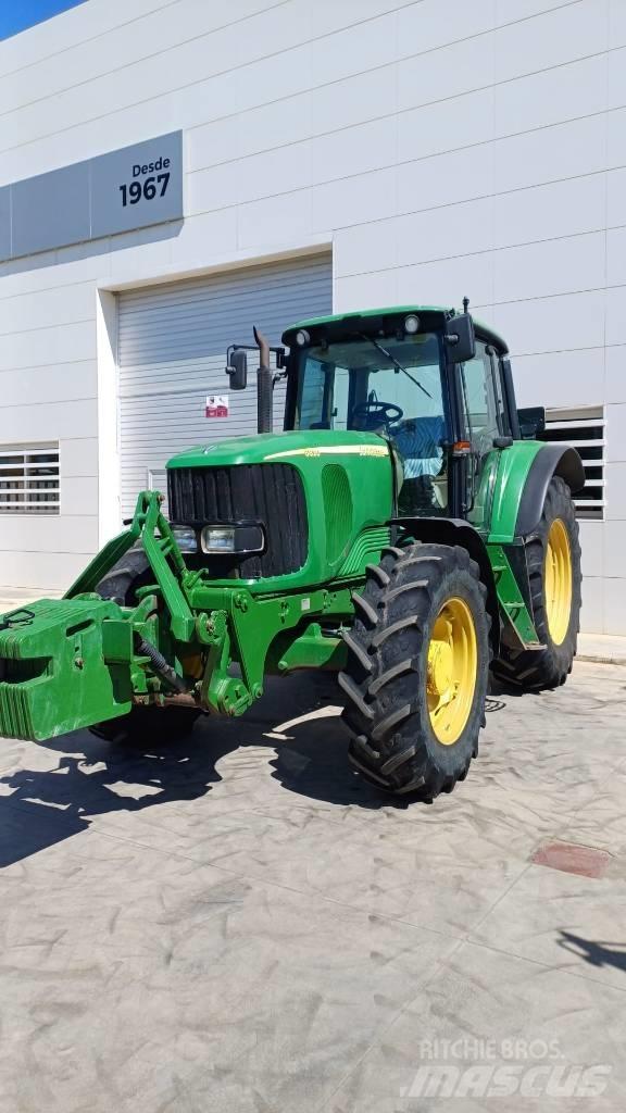 John Deere 6820 Traktorok