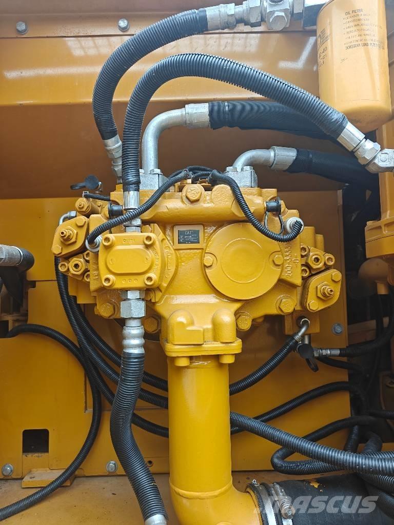 CAT 329 D Lánctalpas kotrók