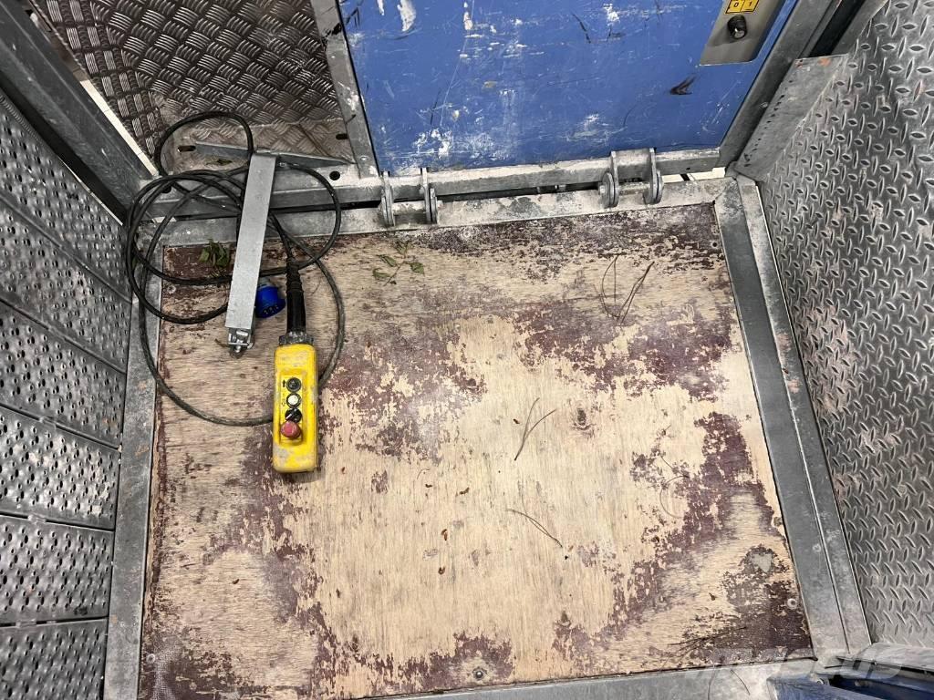 Geda 300 Z-ZP Építőipari felvonók