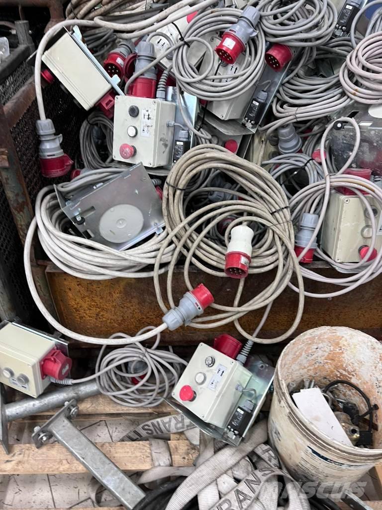 Geda 300 Z-ZP Építőipari felvonók