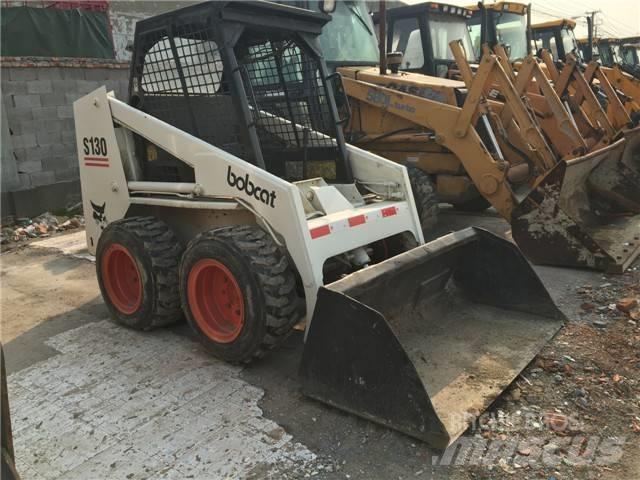 Bobcat S 130 Kompaktrakodók