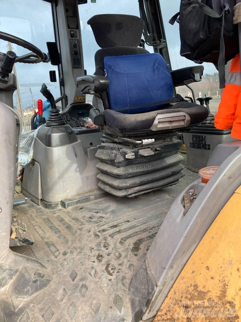 JCB 3 CX CONTRACTOR Kotrórakodók