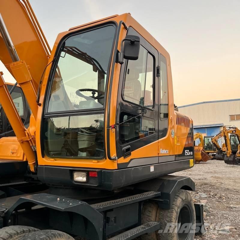 Hyundai R150w Gumikerekes kotrók