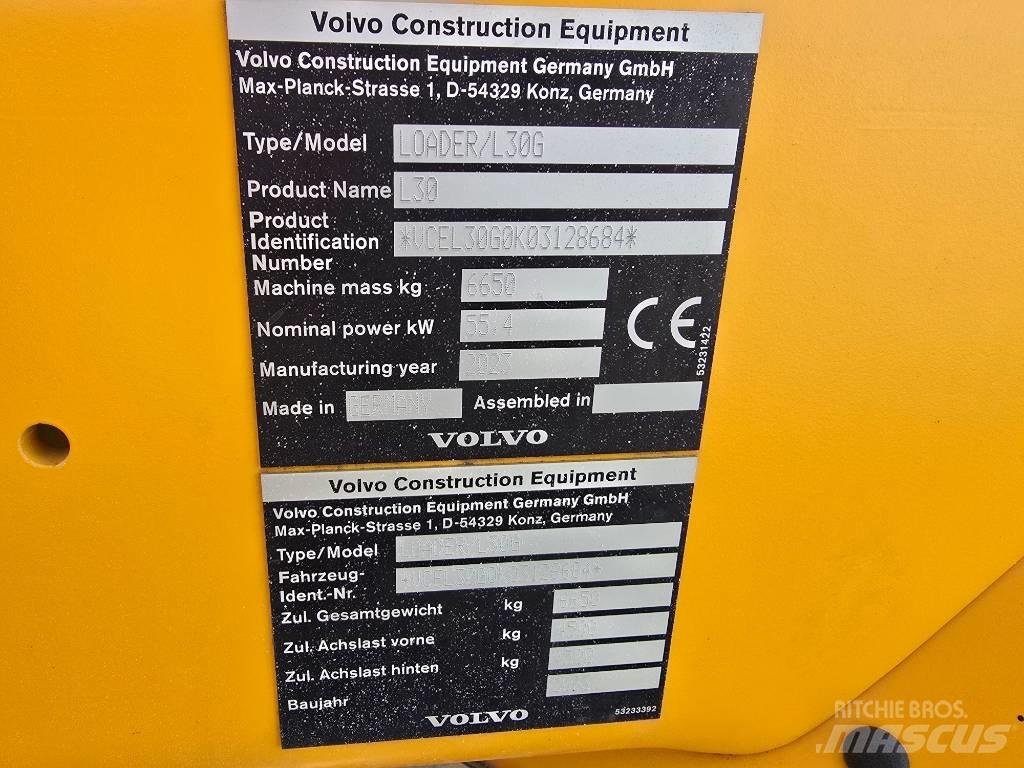 Volvo L 30 G Gumikerekes homlokrakodók
