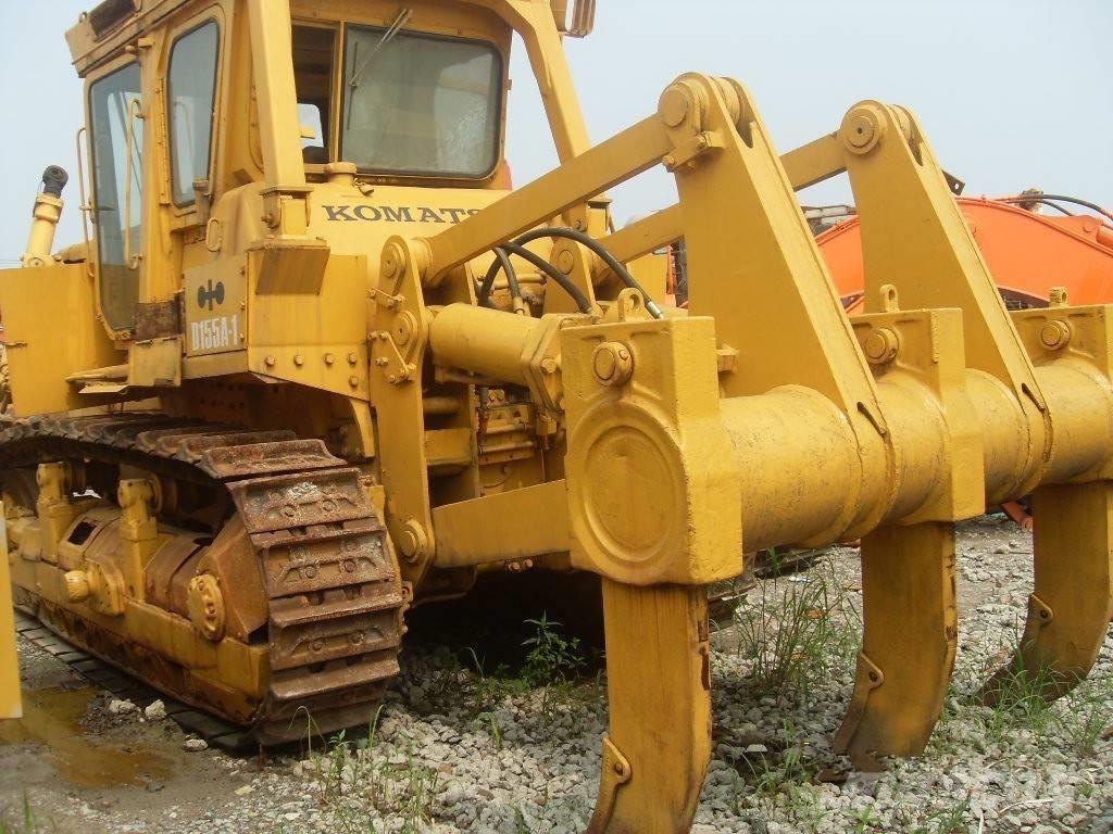 Komatsu d155a-1 lánctalpas dózerek