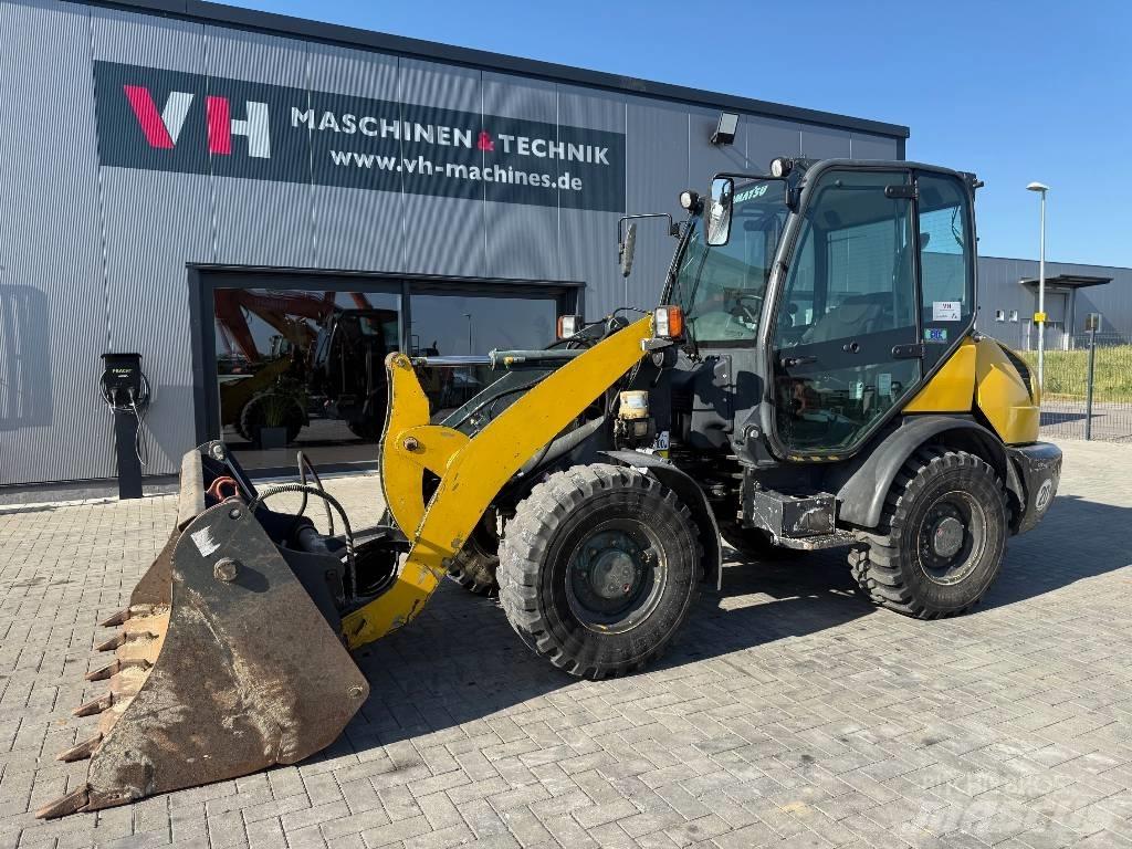 Komatsu WA 70-6 Gumikerekes homlokrakodók