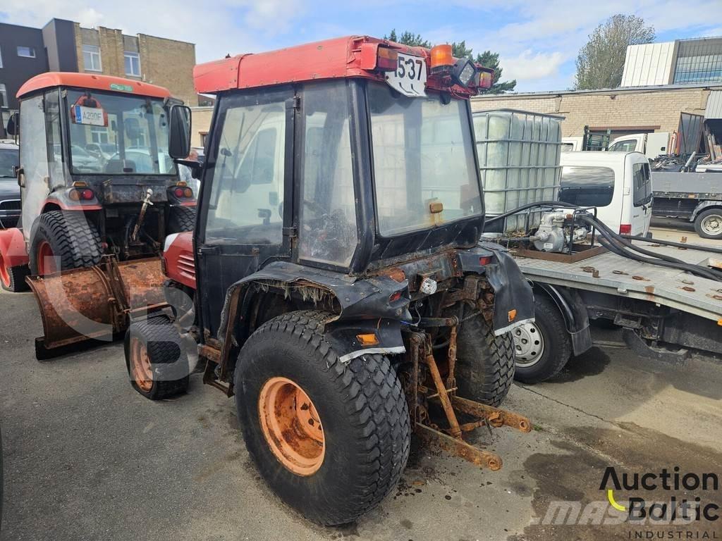 Kubota STV 32 Traktorok