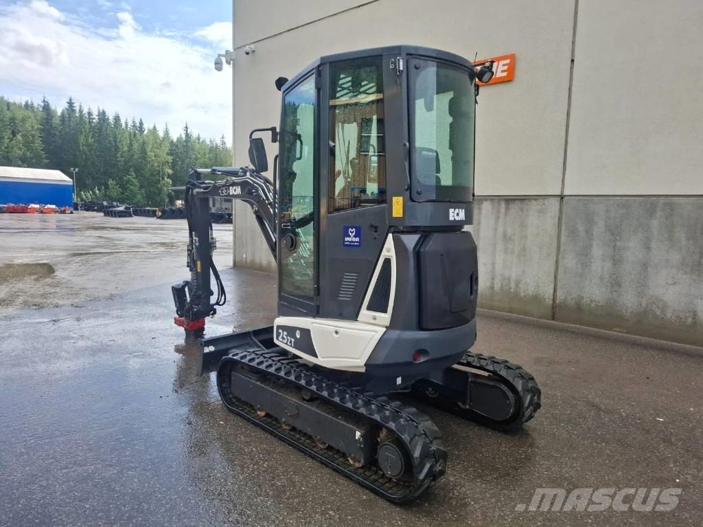 ECM 25 ZT Mini kotrók < 7t