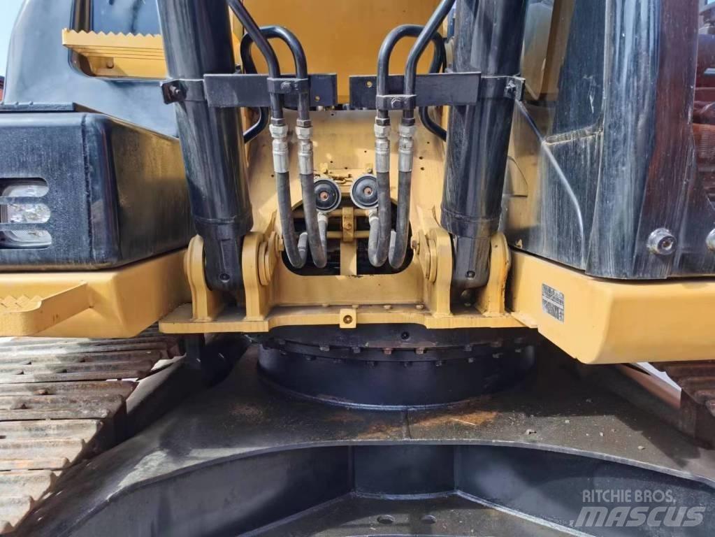 CAT 315 D2 Lánctalpas kotrók