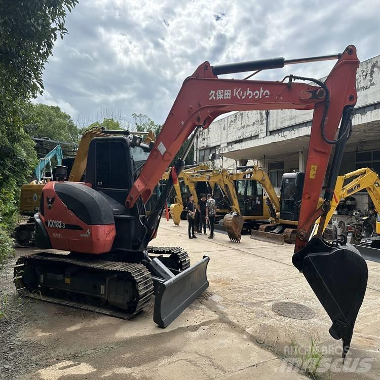 Kubota 183-3 Lánctalpas kotrók