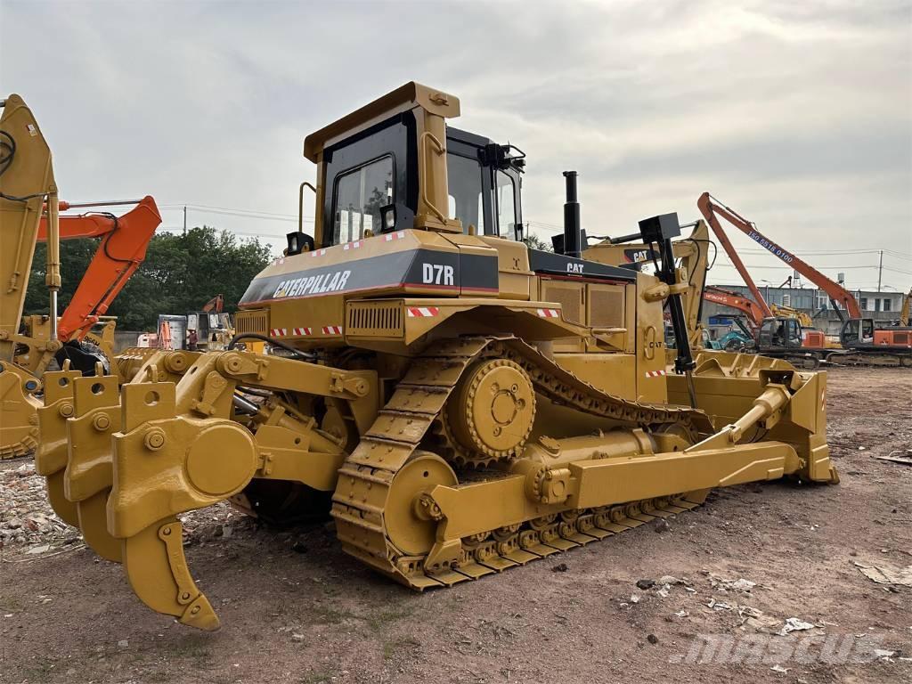 CAT D7R lánctalpas dózerek