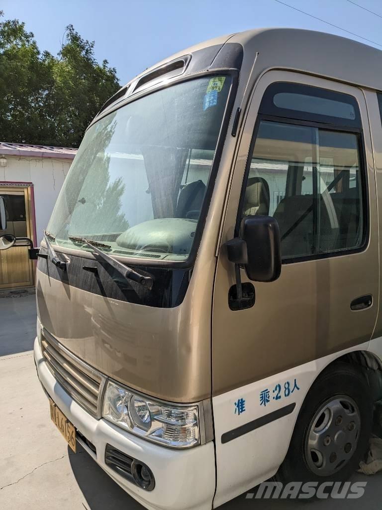 Toyota Coaster Bus Mini buszok