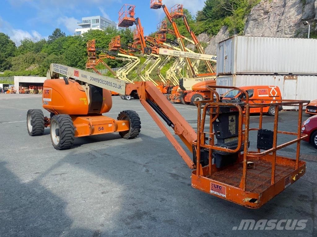 JLG 600 AJ Karos emelők