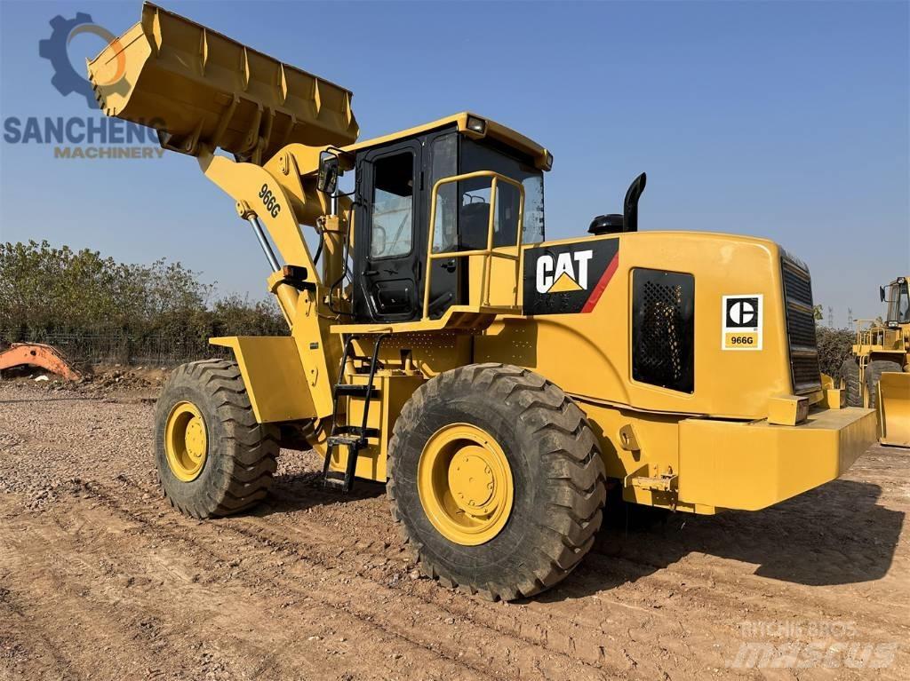 CAT 966 G Gumikerekes homlokrakodók
