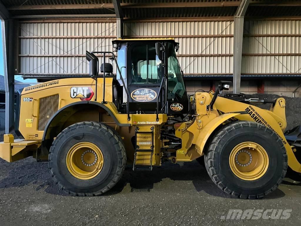 CAT 950 GC Gumikerekes homlokrakodók