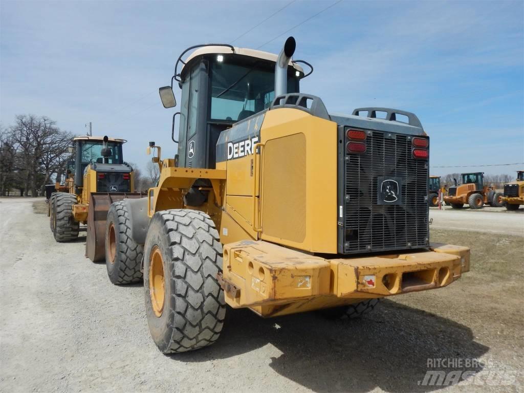 John Deere 624K Gumikerekes homlokrakodók