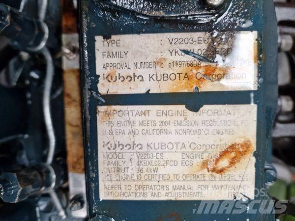 Kubota V2203-ES Motorok