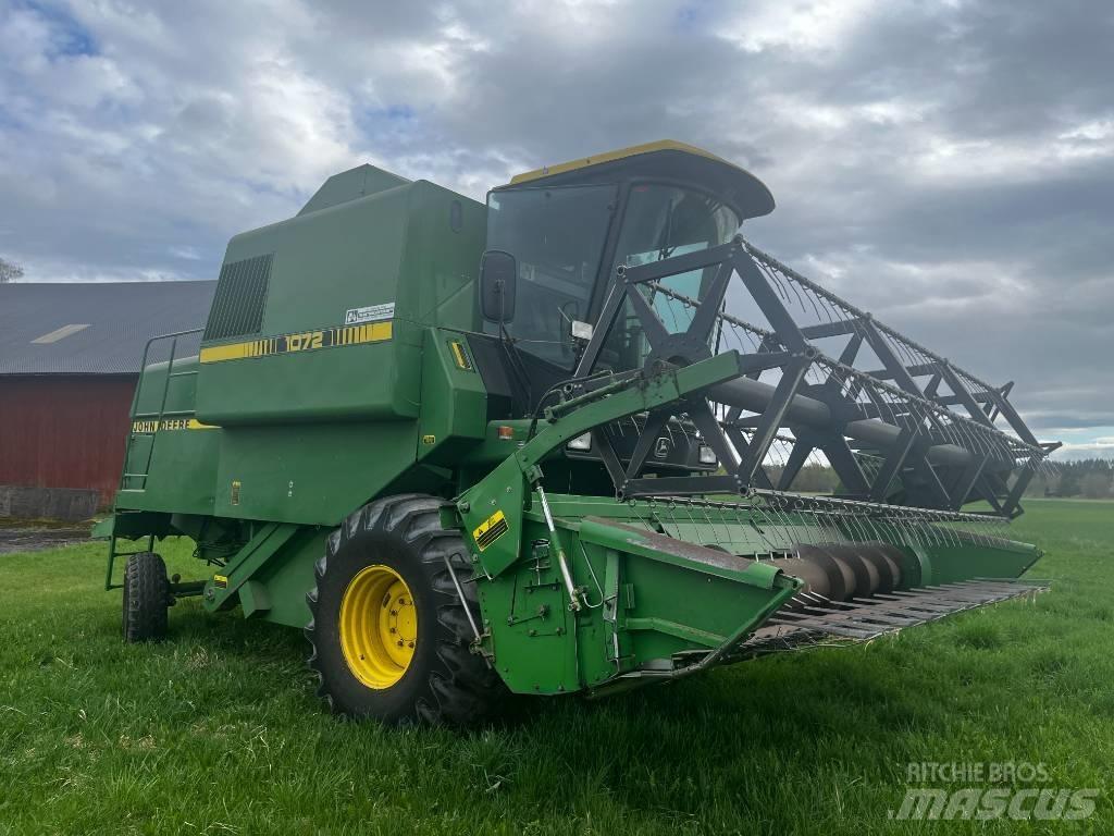 John Deere 1072 Kombájnok