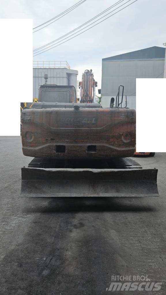 Doosan DX 140 LC Lánctalpas kotrók