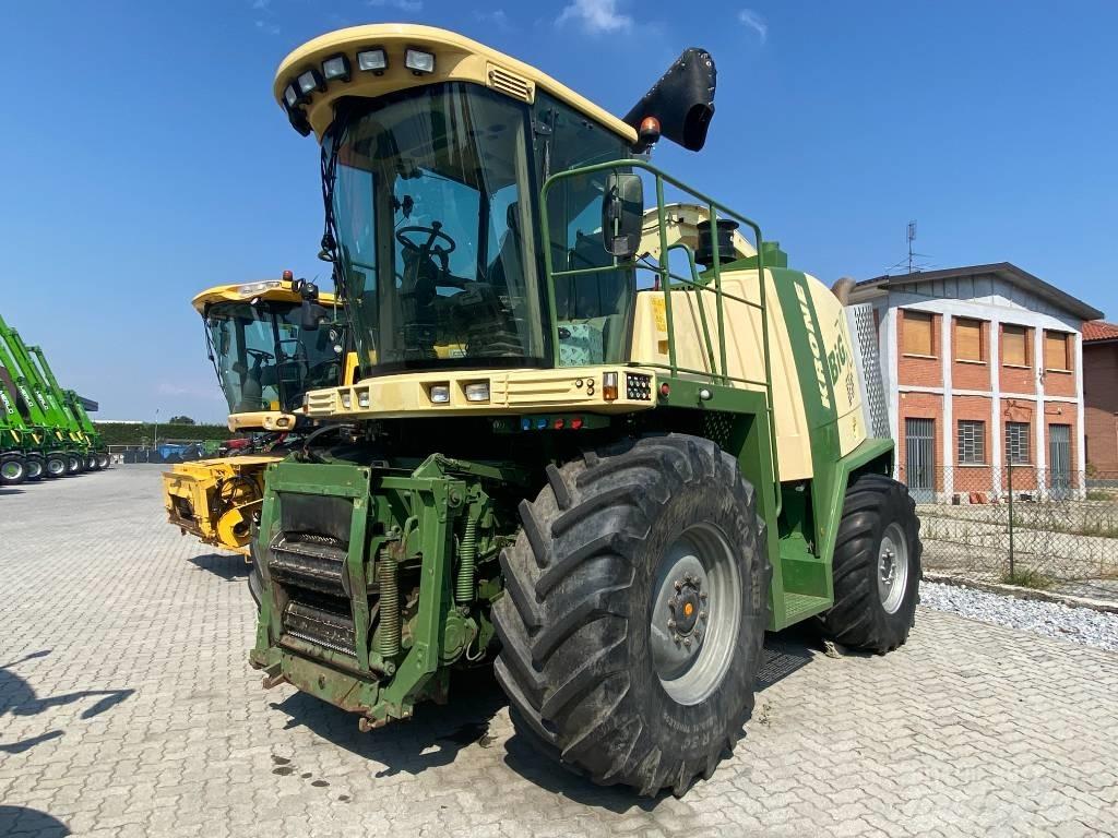 Krone Big X V8 Önjáró szecskázók