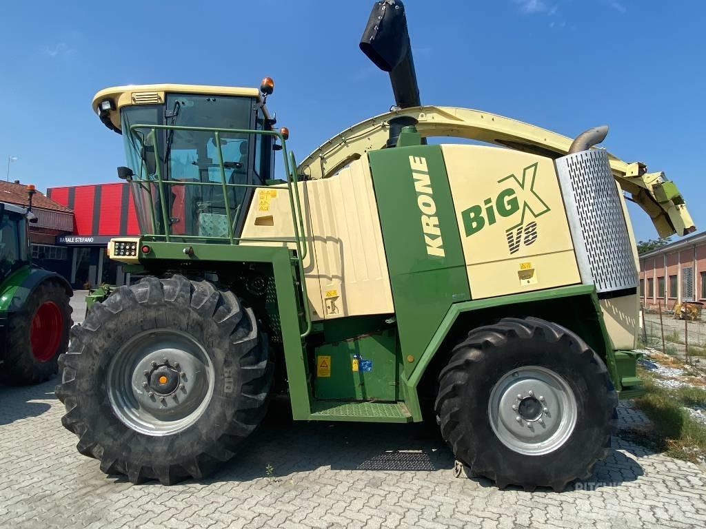 Krone Big X V8 Önjáró szecskázók