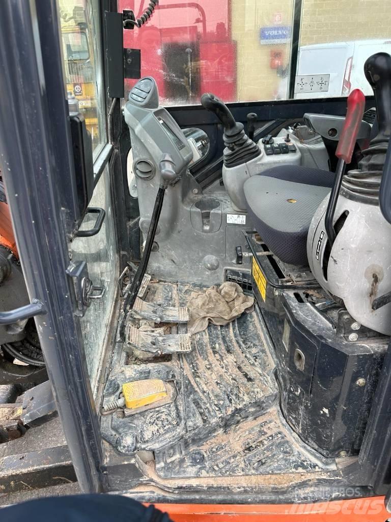 Hitachi ZX 65 US B-5 Mini kotrók < 7t