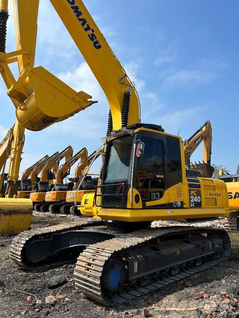 Komatsu PC 240 Lánctalpas kotrók