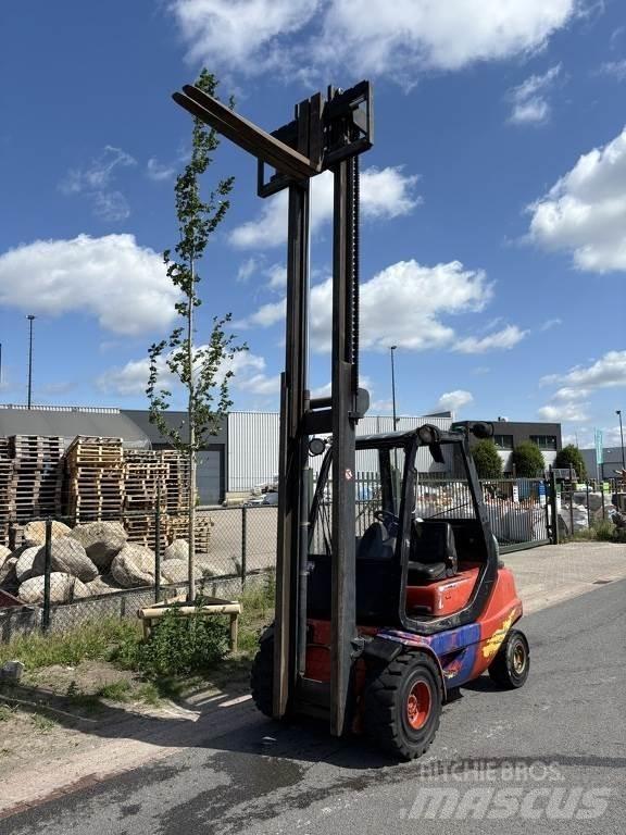 Linde h 30 d Dízel targoncák