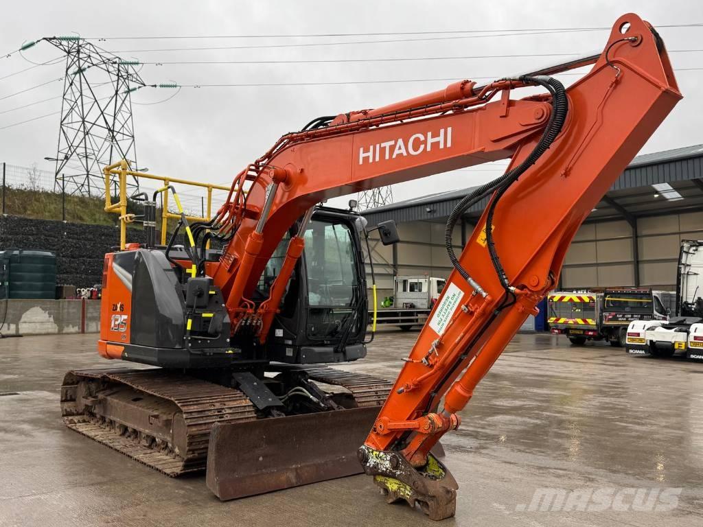 Hitachi ZX 135 US-7 Lánctalpas kotrók