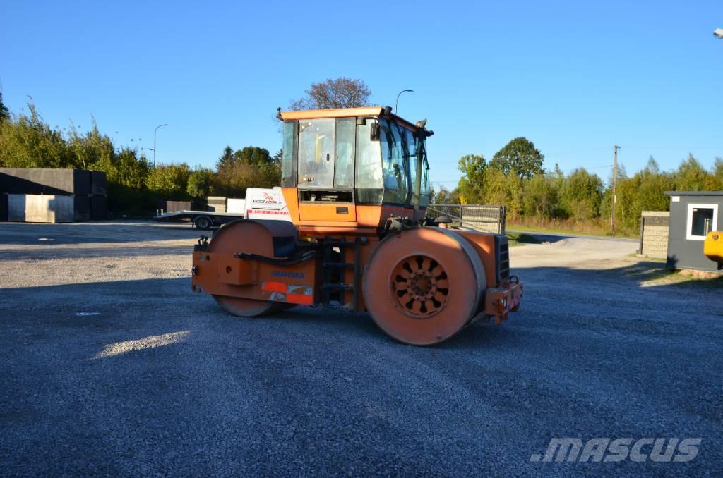 Dynapack CS142 Ikerdobos hengerek