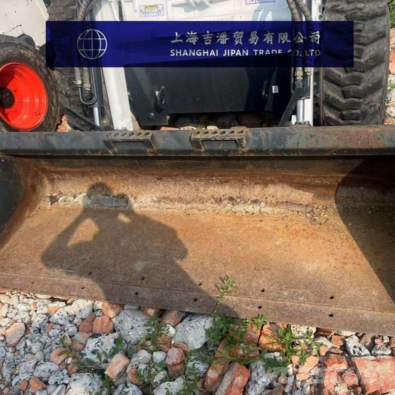 Bobcat S 590 Kompaktrakodók