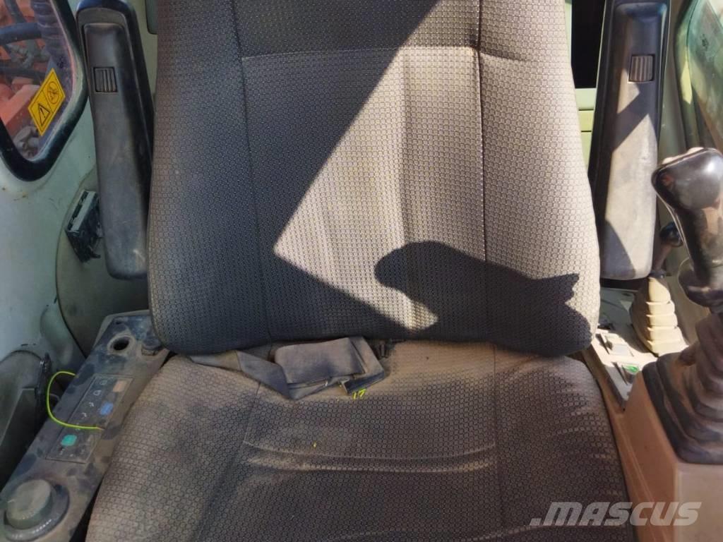 Daewoo 210 W-V Gumikerekes kotrók