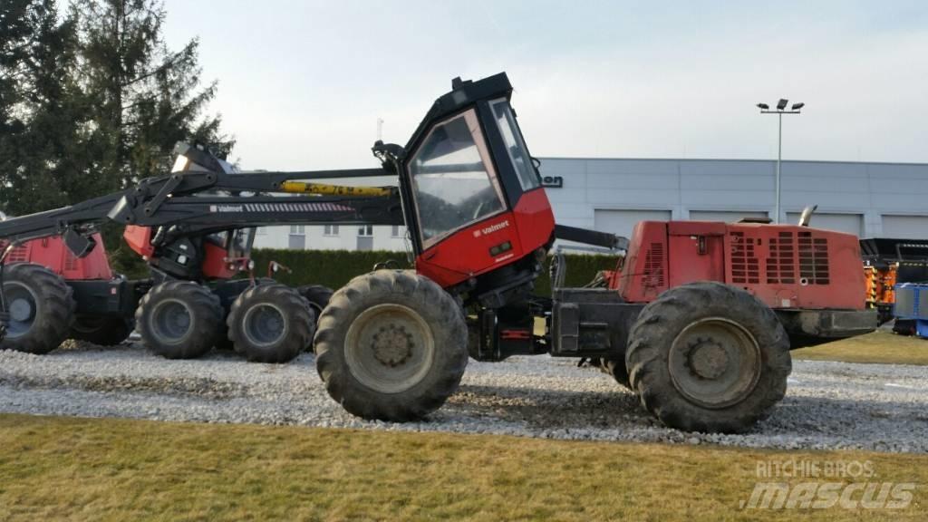 Valmet 901 Betakarítók