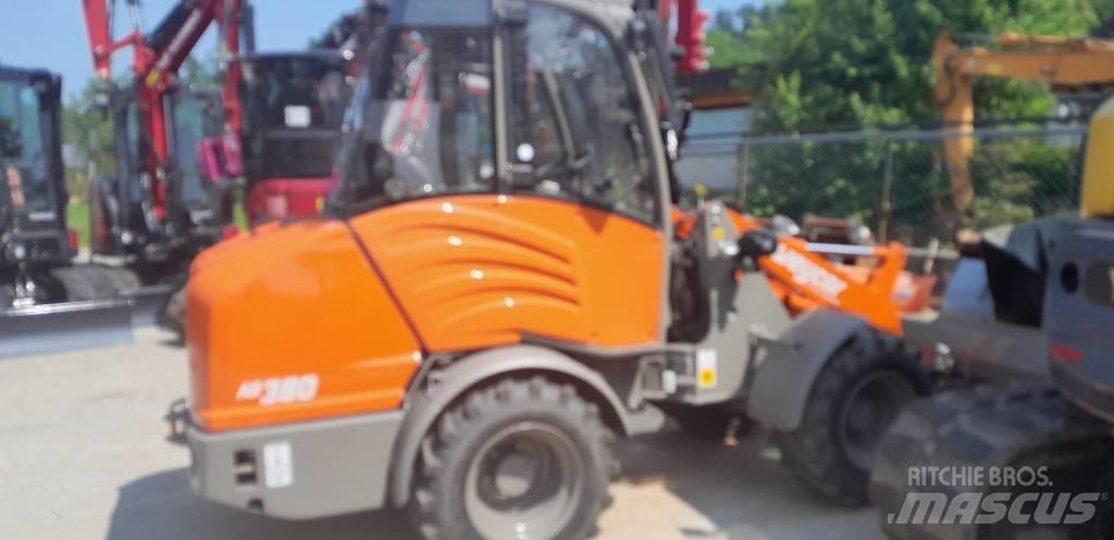 Weycor AR380 Gumikerekes homlokrakodók
