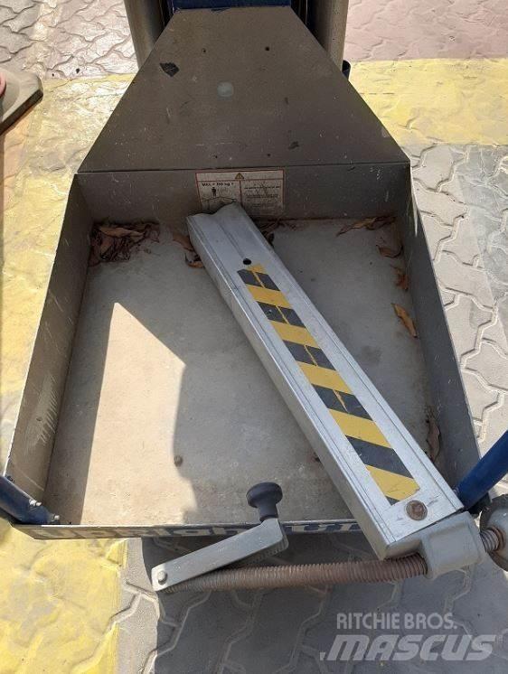 UpRight UL25AC Egyéb felvonók és állványok