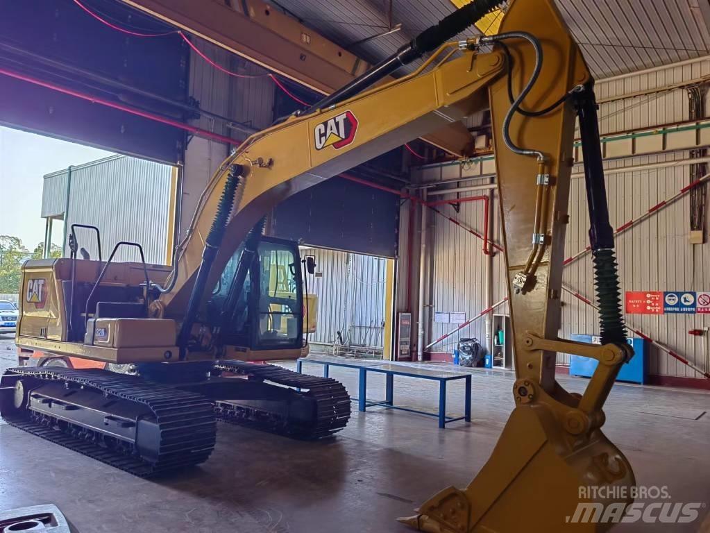 CAT 2021 CAT 320 Gumikerekes kotrók