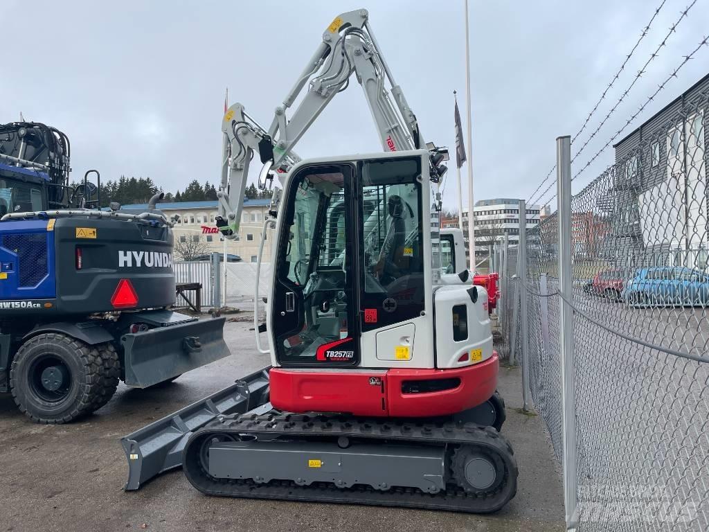Takeuchi TB 257 FR Mini kotrók < 7t