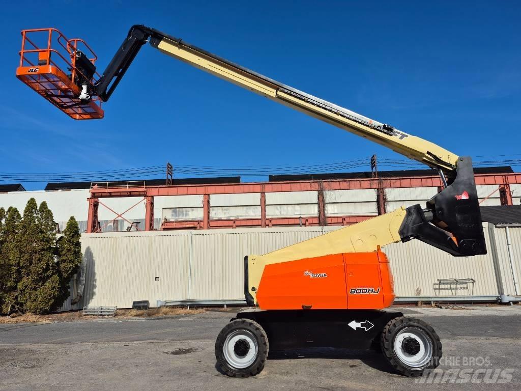 JLG 800 AJ Karos emelők